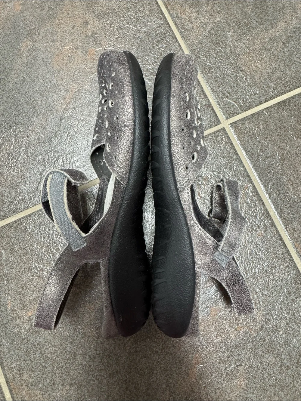 Naot Arataki Perforated Leather Slingback Mary Jane Flats Shoes Metallic Gray 7